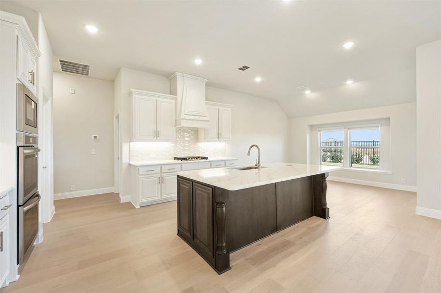 Furnished interior view inside a new home in Timberbrook, Justin (Image 15).