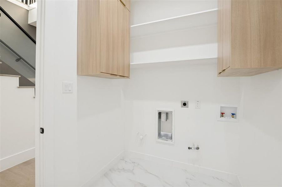 Spacious, unfurnished interior of a new home in , Frisco (Image 21).