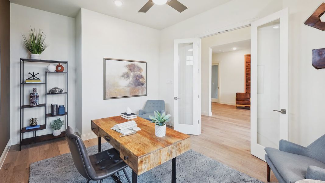 Furnished interior view inside a new home in Hulen Trails, Fort Worth (Image 16).