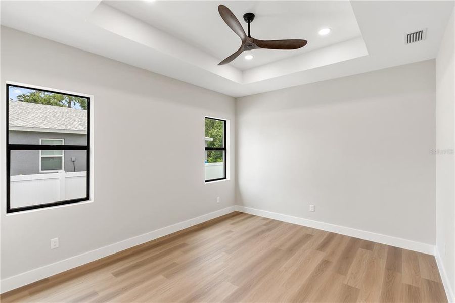 Spacious, unfurnished interior of a new home in , Port Charlotte (Image 59).