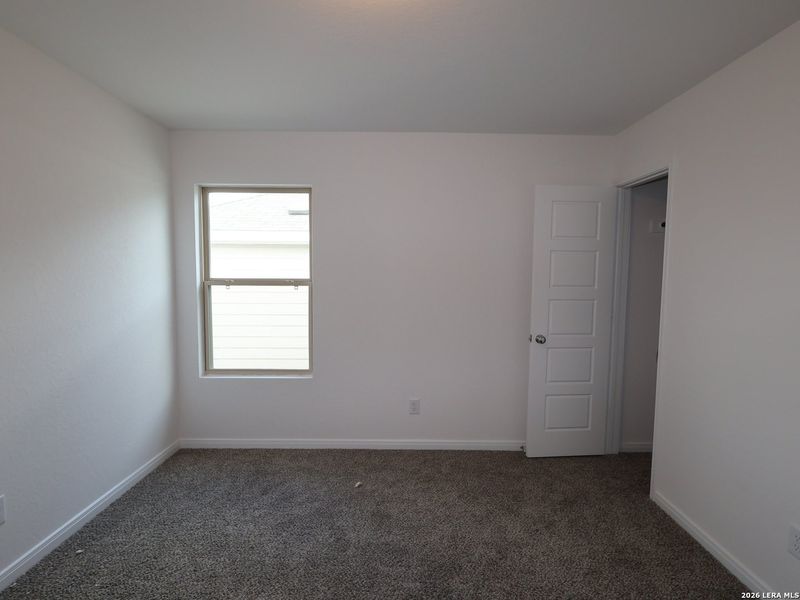 Spacious, unfurnished interior of a new home in Meadows at Clear Springs, New Braunfels (Image 24).