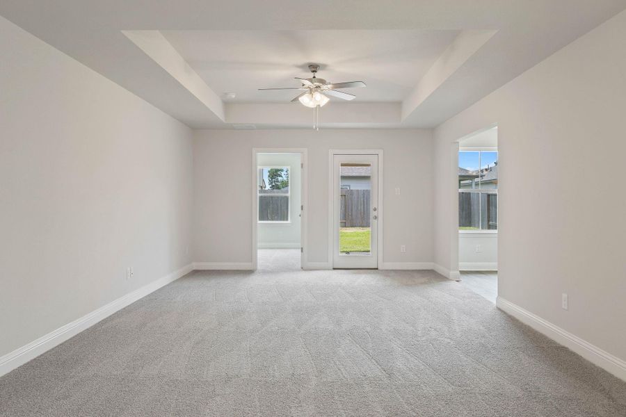 Spacious, unfurnished interior of a new home in Grand Oaks Reserve, Cleveland (Image 12). Spacious, unfurnished interior of a new home in Grand Oaks Reserve, Cleveland (Image 12).