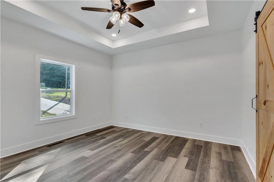 Spacious, unfurnished interior of a new home in , Ellijay (Image 19).