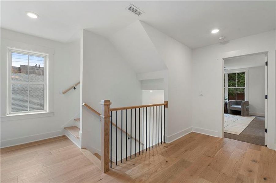 Spacious, unfurnished interior of a new home in , Atlanta (Image 55).