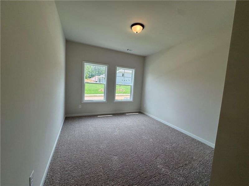 Image 32 of a home in Rosewood Lake Preserve.
