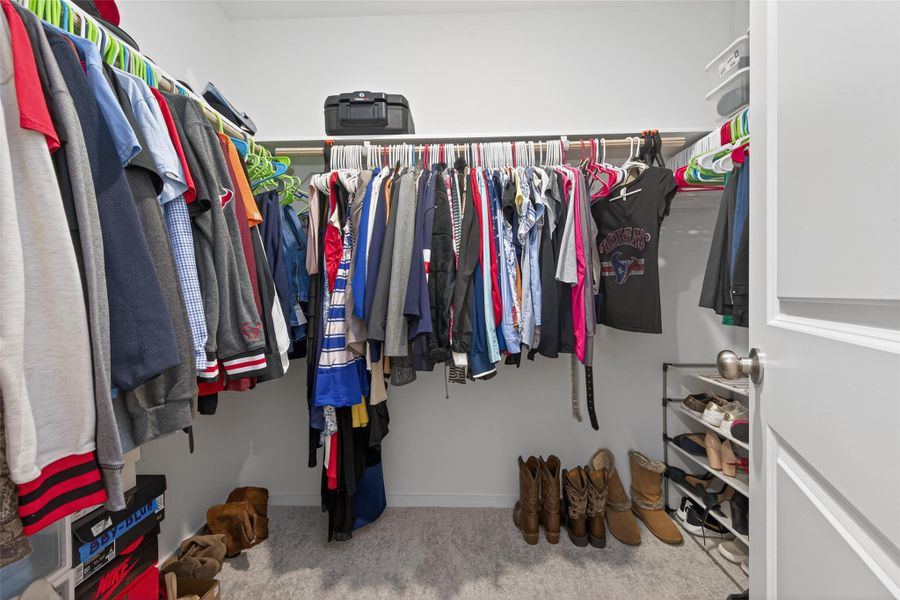 Close-up of interior finishes inside a home in Indian Springs, Crosby (Image 19).