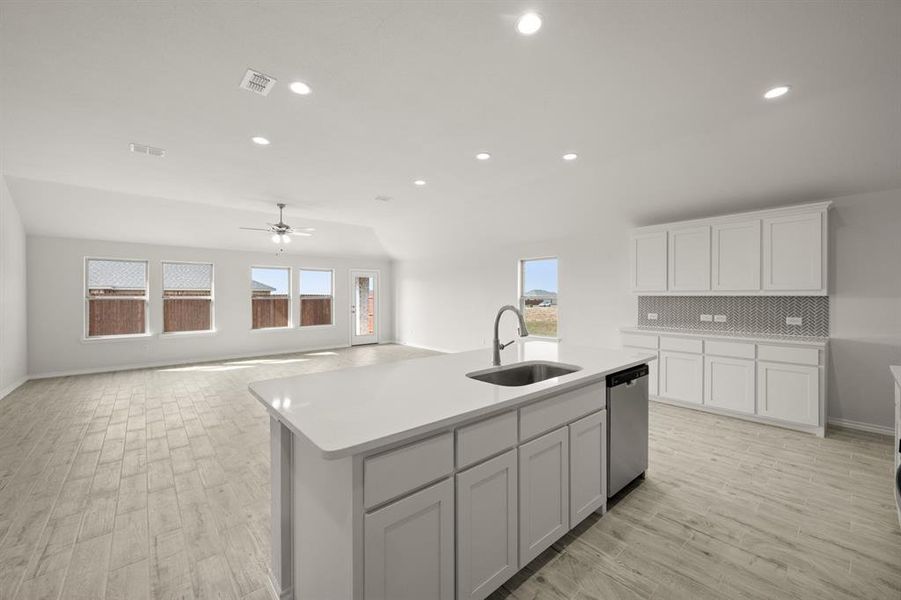 301 Comanche- Kitchen-4