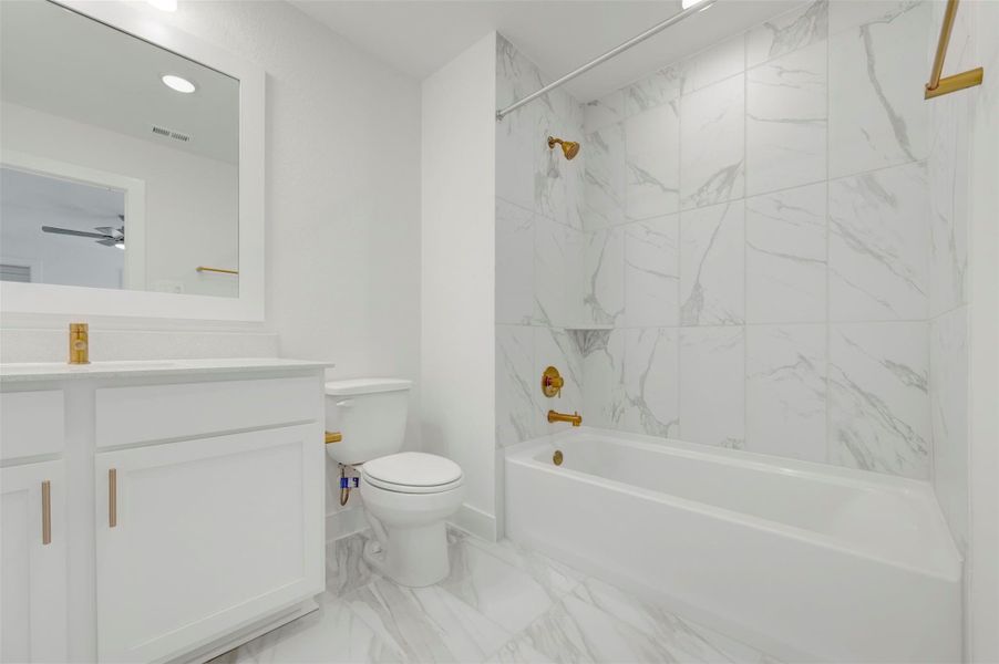 Furnished interior view inside a new home in The Oaks on 6th Street, Magnolia (Image 10).