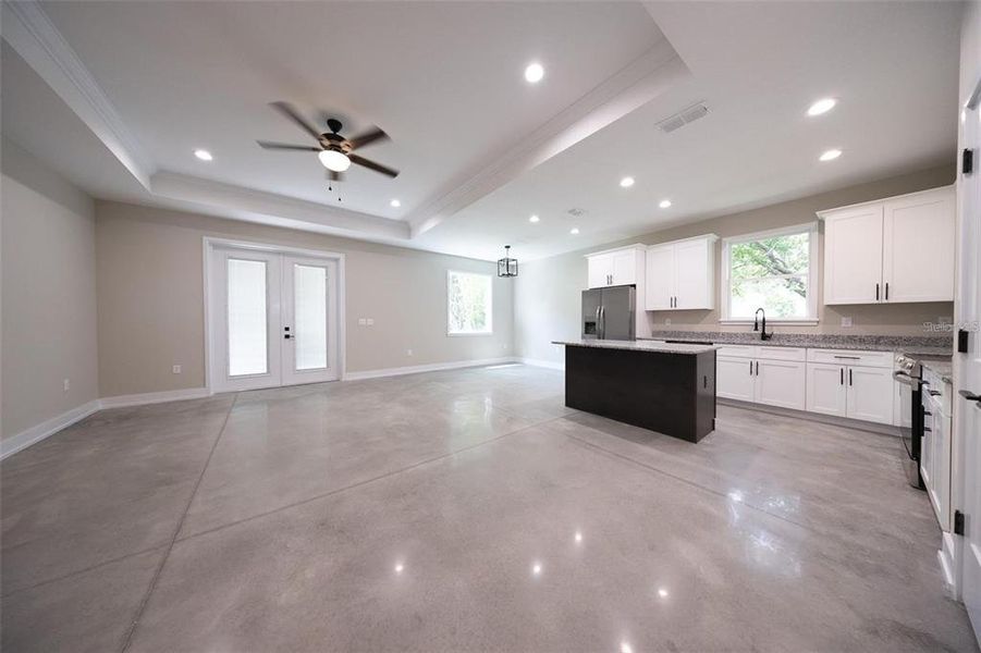 Spacious, unfurnished interior of a new home in , Eagle Lake (Image 34). Spacious, unfurnished interior of a new home in , Eagle Lake (Image 34).