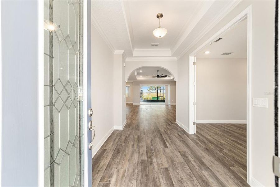 Spacious, unfurnished interior of a new home in , Ocala (Image 15).