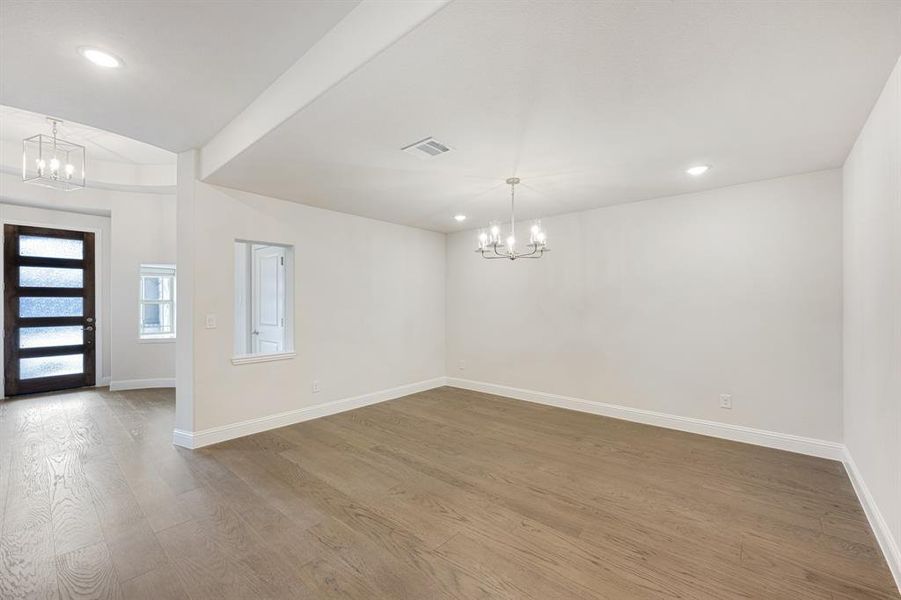 Spacious, unfurnished interior of a new home in Liberty, Melissa (Image 19).
