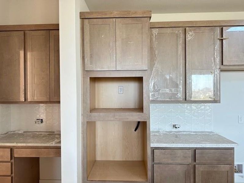 Beautiful details in Open Concept Kitchen