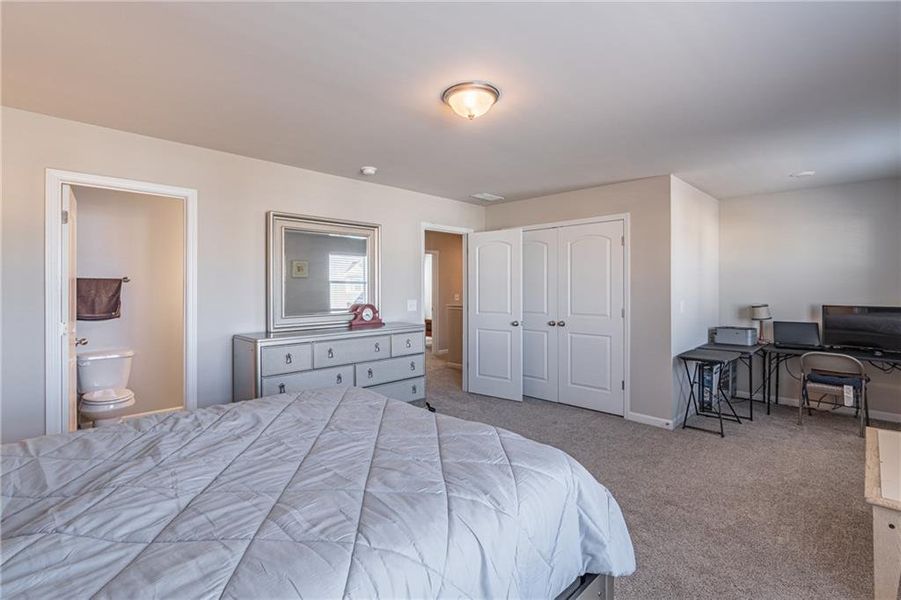Furnished interior view inside a new home in Enclave at Brookside Crossing, Auburn (Image 13).