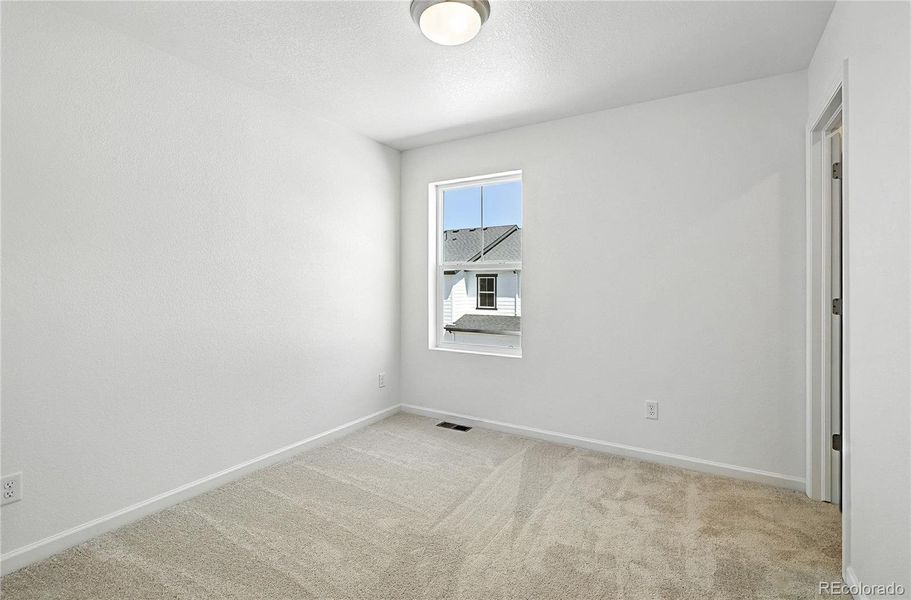 6581 E 148th Dr - Ready Now