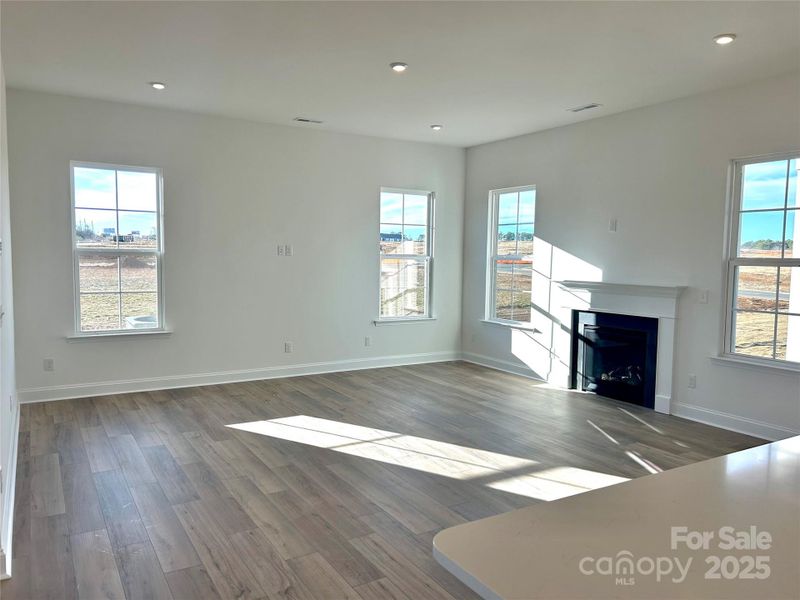 Spacious, unfurnished interior of a new home in Miller Farm Single Family Homes, Pineville (Image 4).