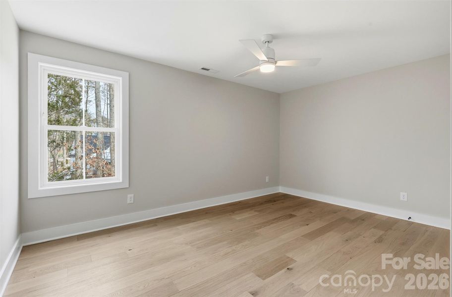 Spacious, unfurnished interior of a new home in , Lincolnton (Image 32).