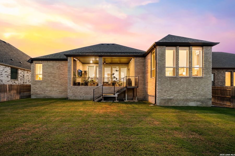 Exterior details and patio area of a home in La Cima, San Marcos (Image 22).