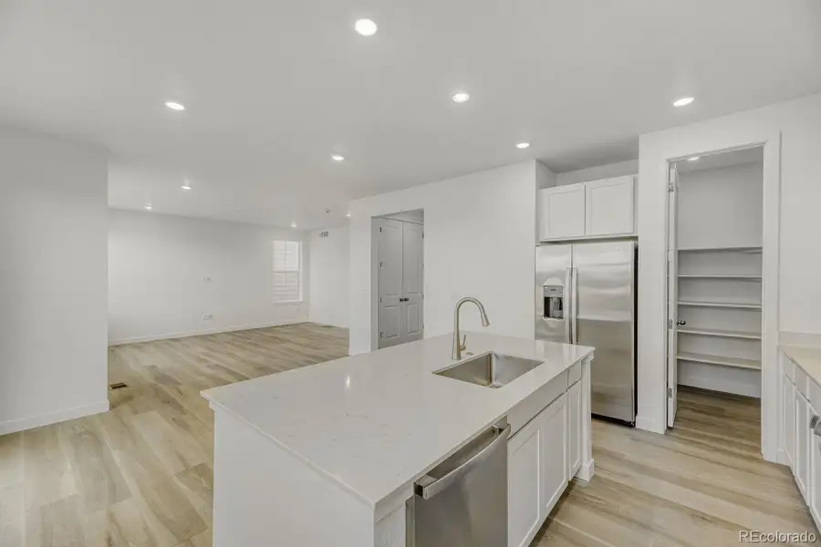 Furnished interior view inside a new home in Vermilion Creek, Centennial (Image 4).