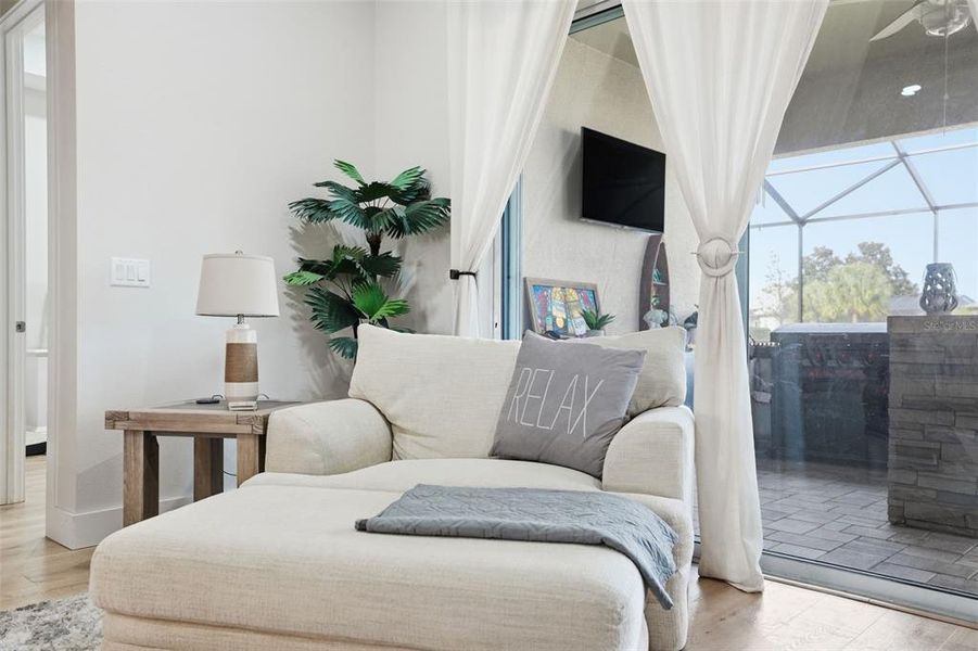 Furnished interior view inside a new home in , Weeki Wachee (Image 19).