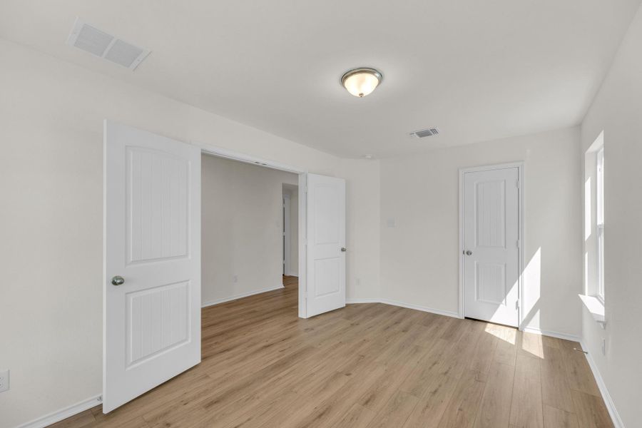 Spacious, unfurnished interior of a new home in Sonterra - Cool Water, Jarrell (Image 22). Spacious, unfurnished interior of a new home in Sonterra - Cool Water, Jarrell (Image 22).