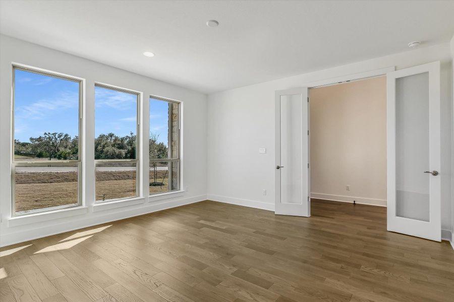 Spacious, unfurnished interior of a new home in Leander Estates, Leander (Image 20).