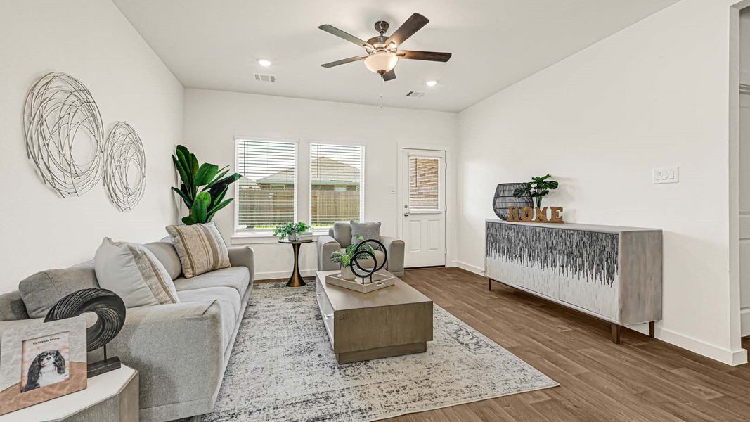 Furnished interior view inside a new home in Emberly, Beasley (Image 11).