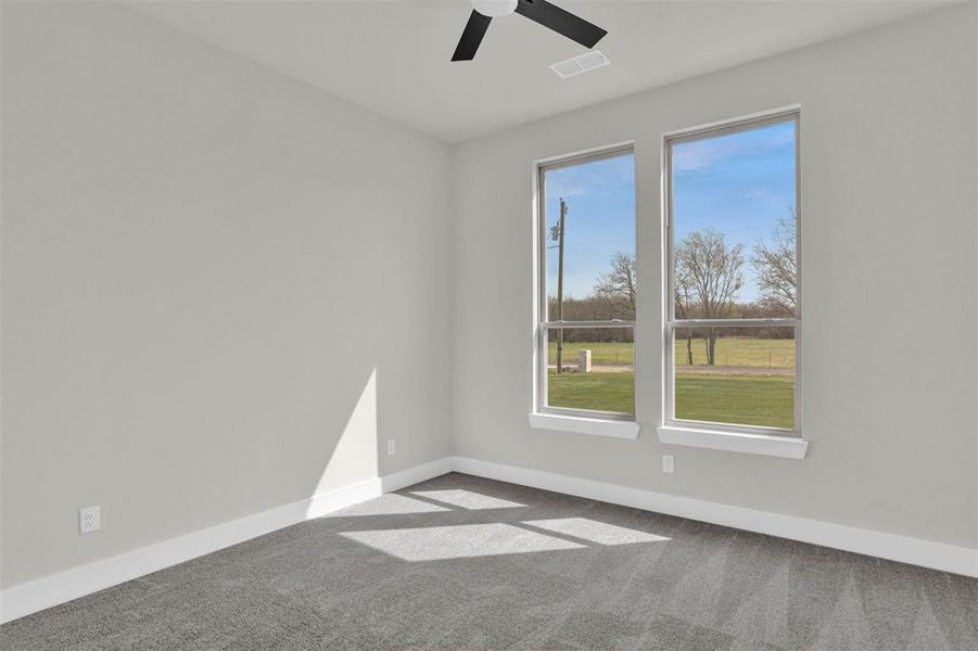 Spacious, unfurnished interior of a new home in , Celeste (Image 24).