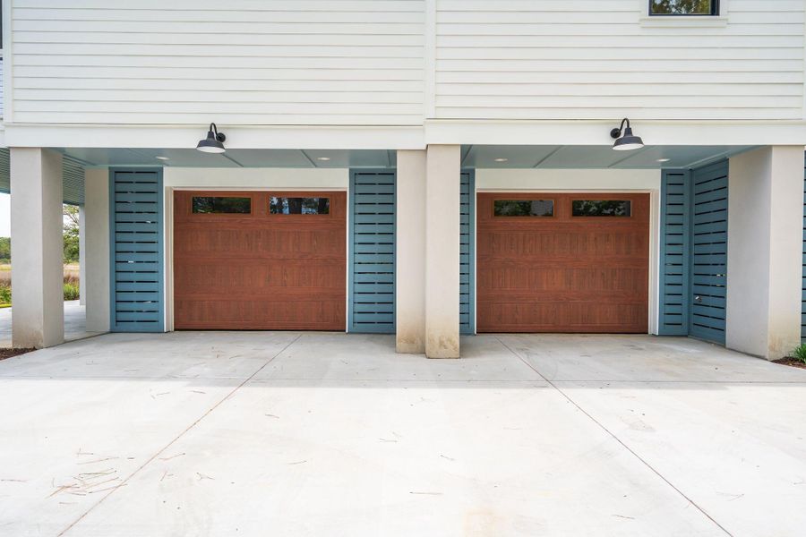 Exterior details and patio area of a home in , Johns Island (Image 44).