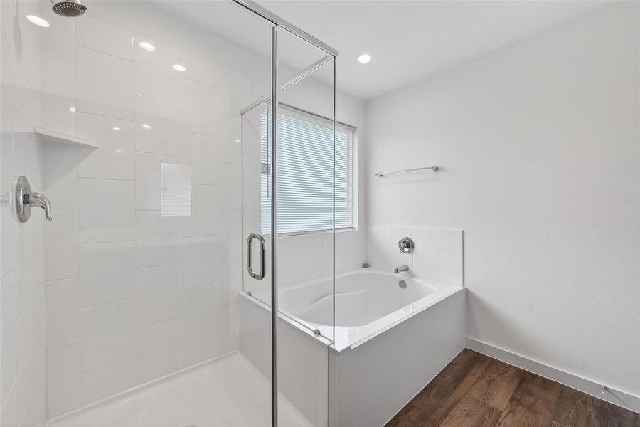 Furnished interior view inside a new home in Evergreen, Rosenberg (Image 44).