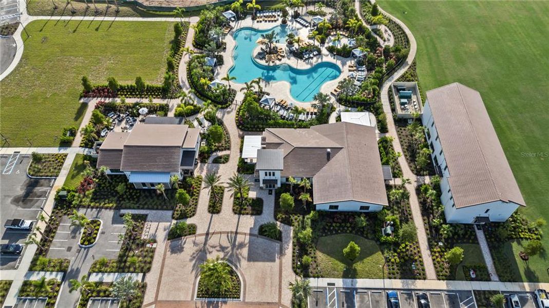 Image 35 of a home in Star Farms at Lakewood Ranch.