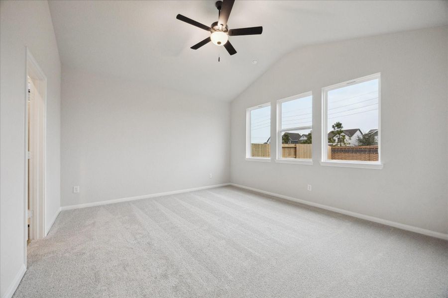 Spacious, unfurnished interior of a new home in Elyson, Katy (Image 18).