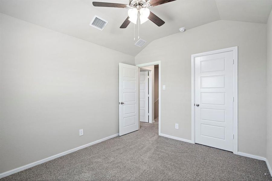 Spacious, unfurnished interior of a new home in , Fort Worth (Image 26).