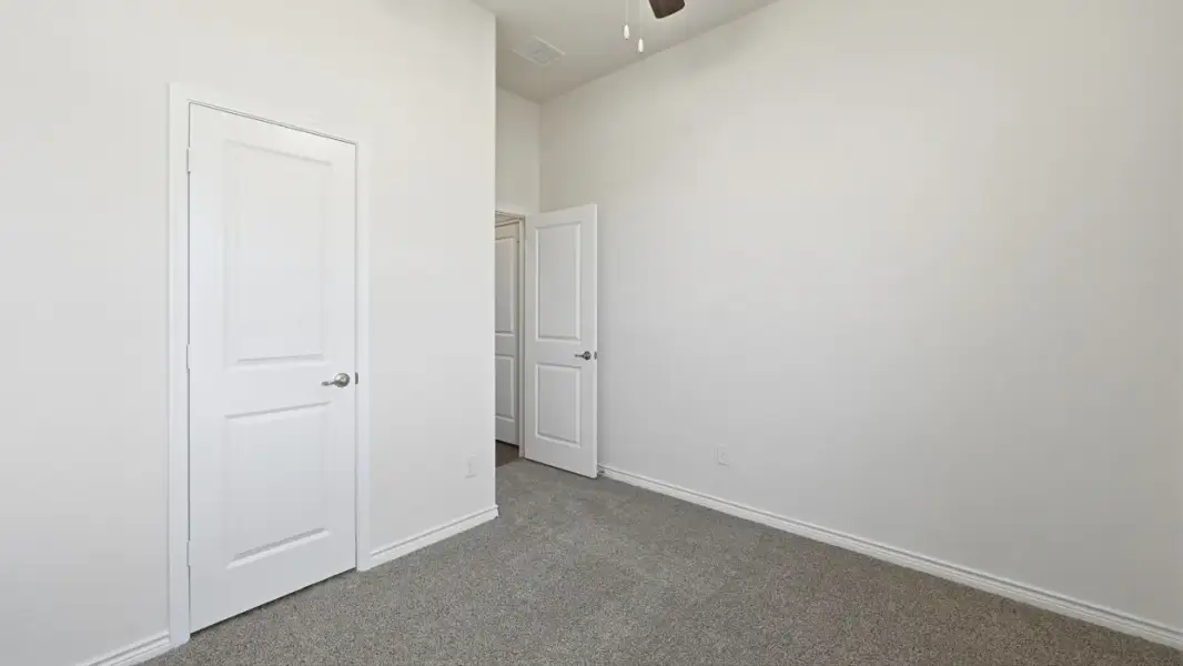 Spacious, unfurnished interior of a new home in Madera, Royse City (Image 25).