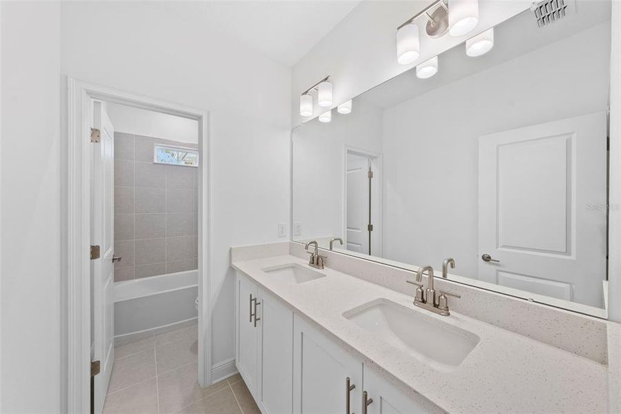 Furnished interior view inside a new home in , St. Petersburg (Image 8).