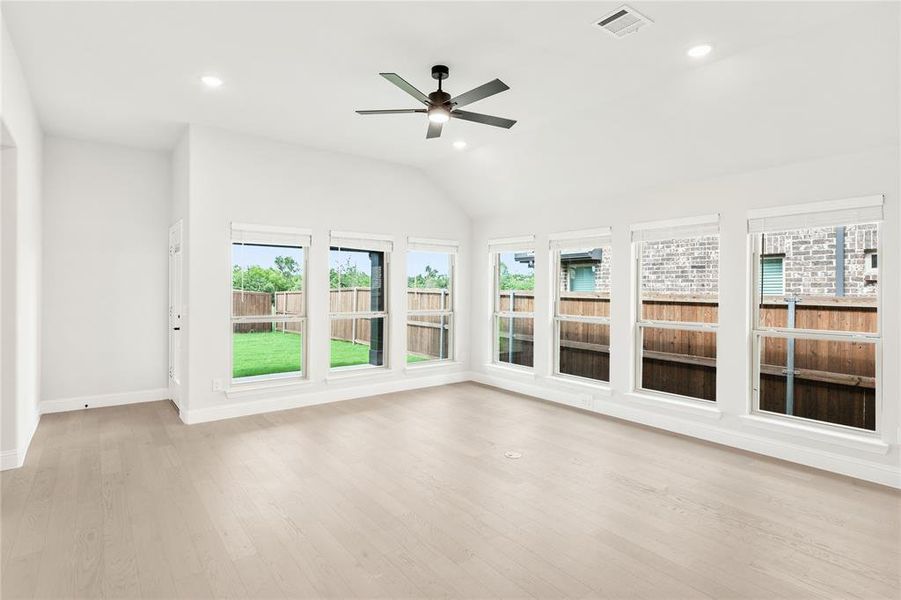 Spacious, unfurnished interior of a new home in Liberty, Melissa (Image 33). Spacious, unfurnished interior of a new home in Liberty, Melissa (Image 33).