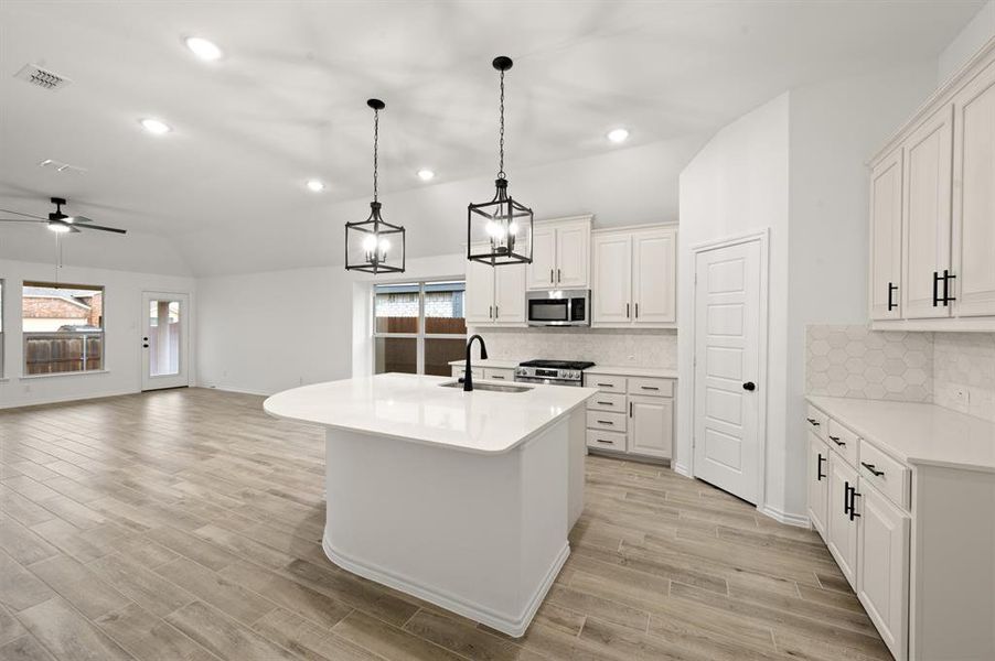 DFW-Chisholm Hills-Concept 1849-906 Madeline Lane- Dining -Risewell Homes-2 DFW-Chisholm Hills-Concept 1849-906 Madeline Lane- Dining -Risewell Homes-2