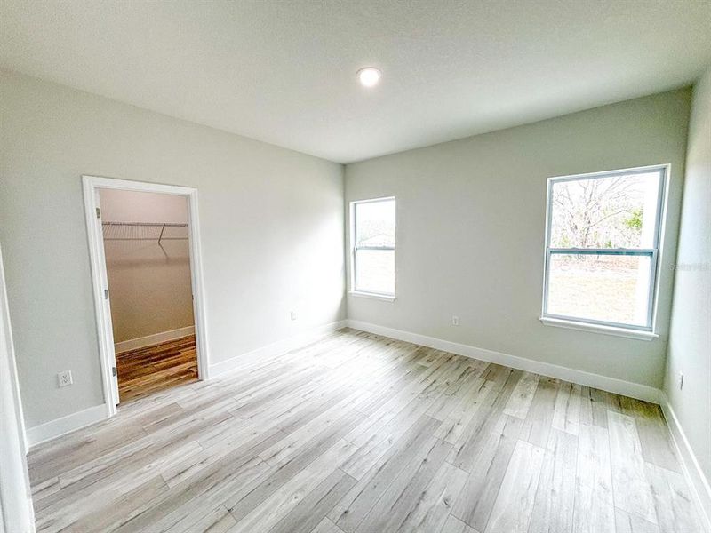 Spacious, unfurnished interior of a new home in , Ocklawaha (Image 22).