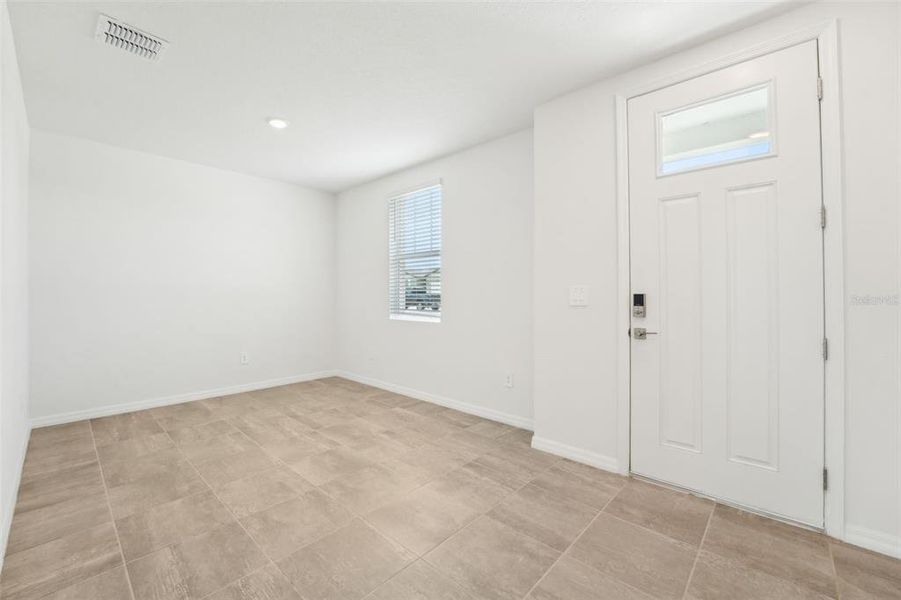 Spacious, unfurnished interior of a new home in Benton Hills - Classic Series, Brooksville (Image 21).