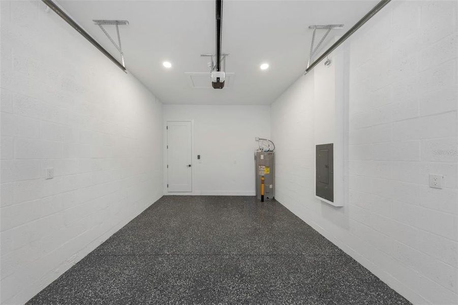 Spacious, unfurnished interior of a new home in , St. Petersburg (Image 12). Spacious, unfurnished interior of a new home in , St. Petersburg (Image 12).
