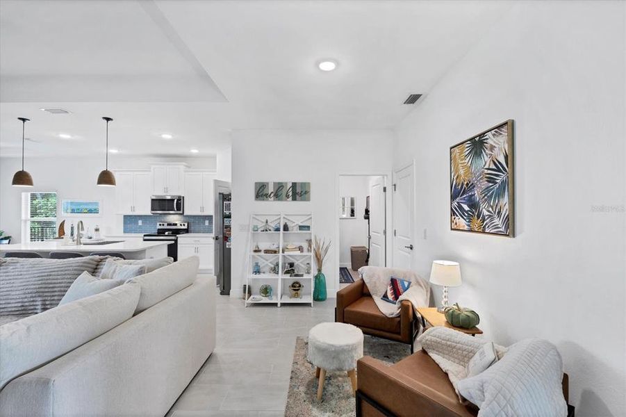 Furnished interior view inside a new home in , Port Charlotte (Image 14).