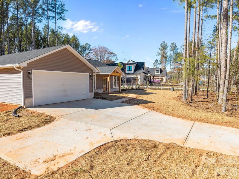 Exterior details and patio area of a home in , Lincolnton (Image 22).