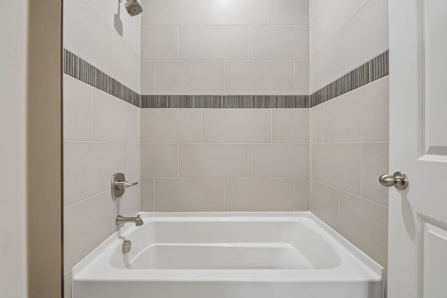 Representative interior finishes for a home built from the The Telluride by Landmark Homes in Wilder at Timnath Ranch, Timnath (Image 12).