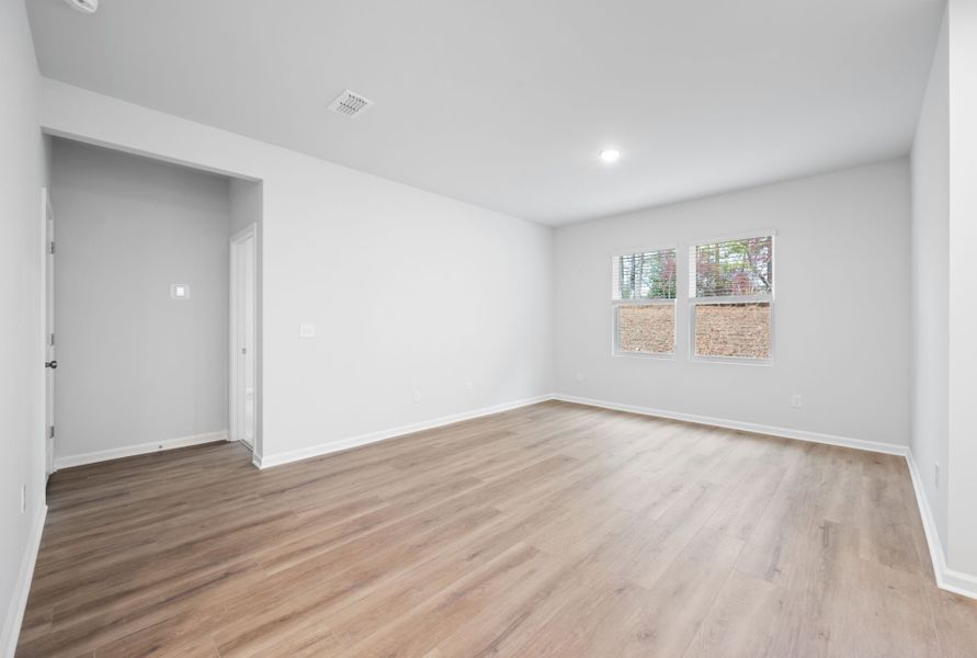 Spacious, unfurnished interior of a new home in Grand Arbor, Blythewood (Image 29).