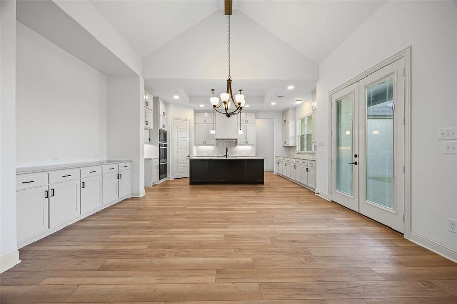 Spacious, unfurnished interior of a new home in Tuscan Estates (1 Acre Lots), Waxahachie (Image 26). Spacious, unfurnished interior of a new home in Tuscan Estates (1 Acre Lots), Waxahachie (Image 26).