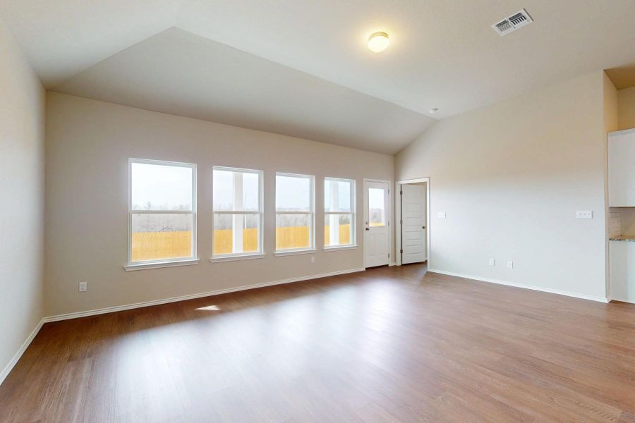 Spacious, unfurnished interior of a new home in Carillon, Manor (Image 18).