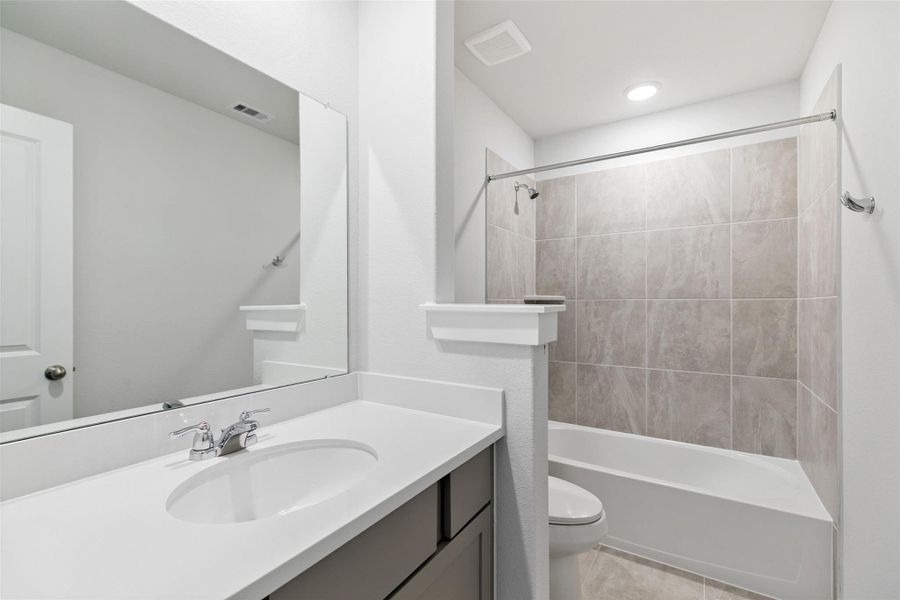 Furnished interior view inside a new home in Mostyn Springs, Magnolia (Image 11). Furnished interior view inside a new home in Mostyn Springs, Magnolia (Image 11).