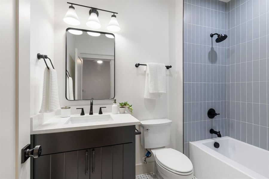 Furnished interior view inside a new home in , Dallas (Image 27).