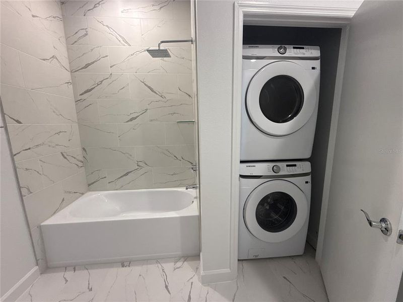 Furnished interior view inside a new home in , Davenport (Image 7).