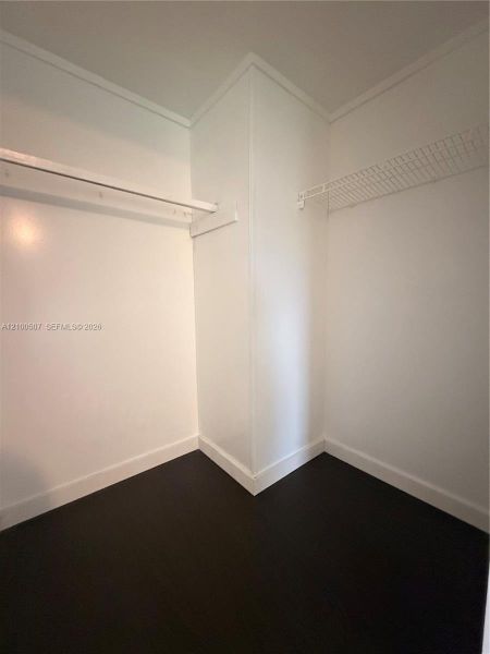 Spacious, unfurnished interior of a new home in , Moore Haven (Image 11).