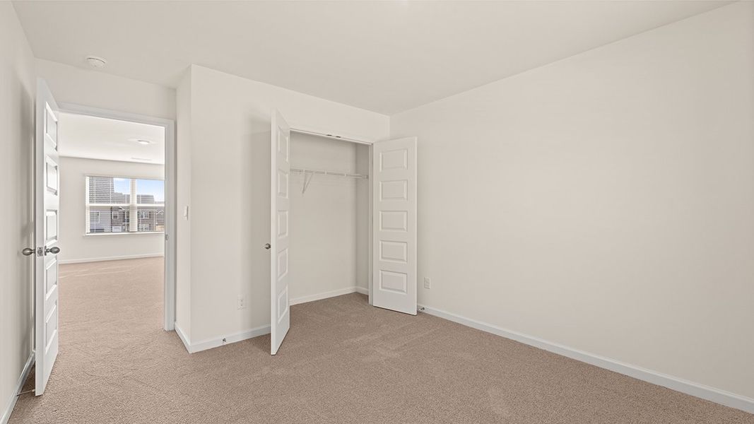 Spacious, unfurnished interior of a new home in Westland, Bogart (Image 25).